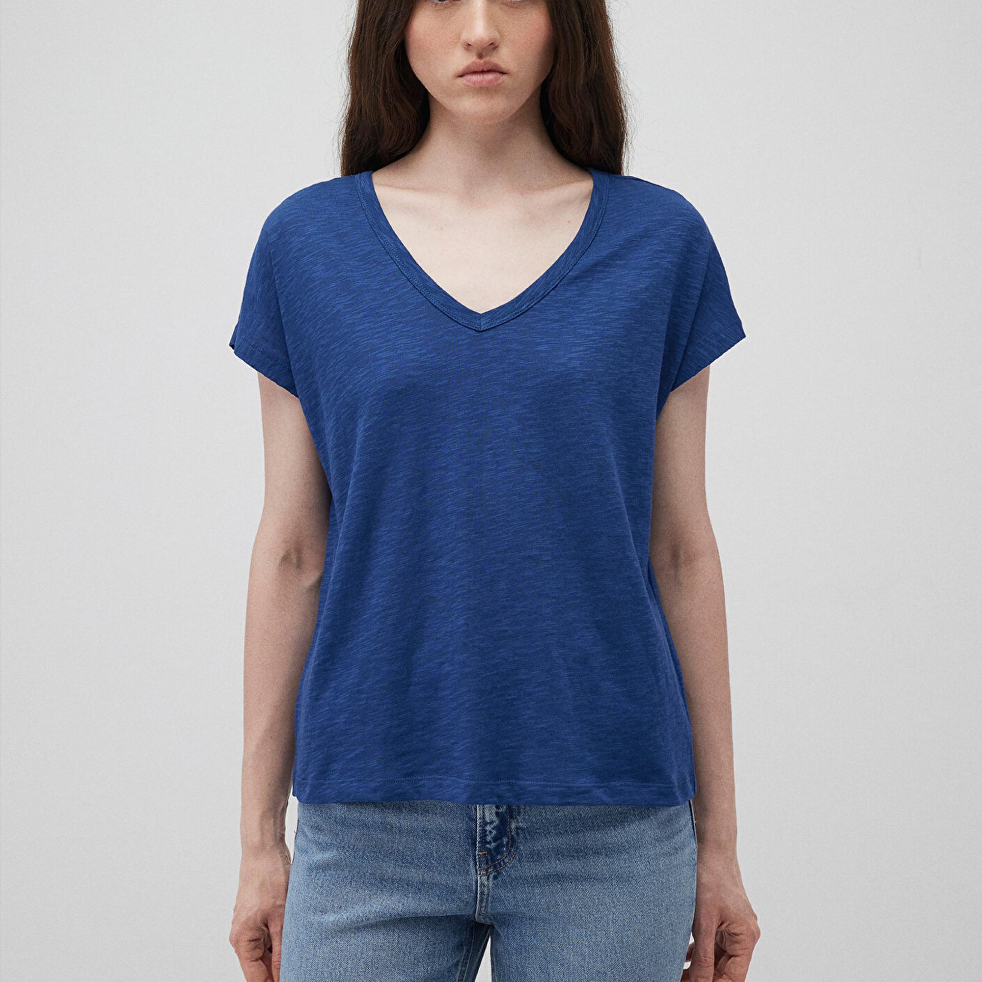 Mavi V Yaka Lacivert Basic Tişört Regular Fit / Normal Kesim 1612380-30808