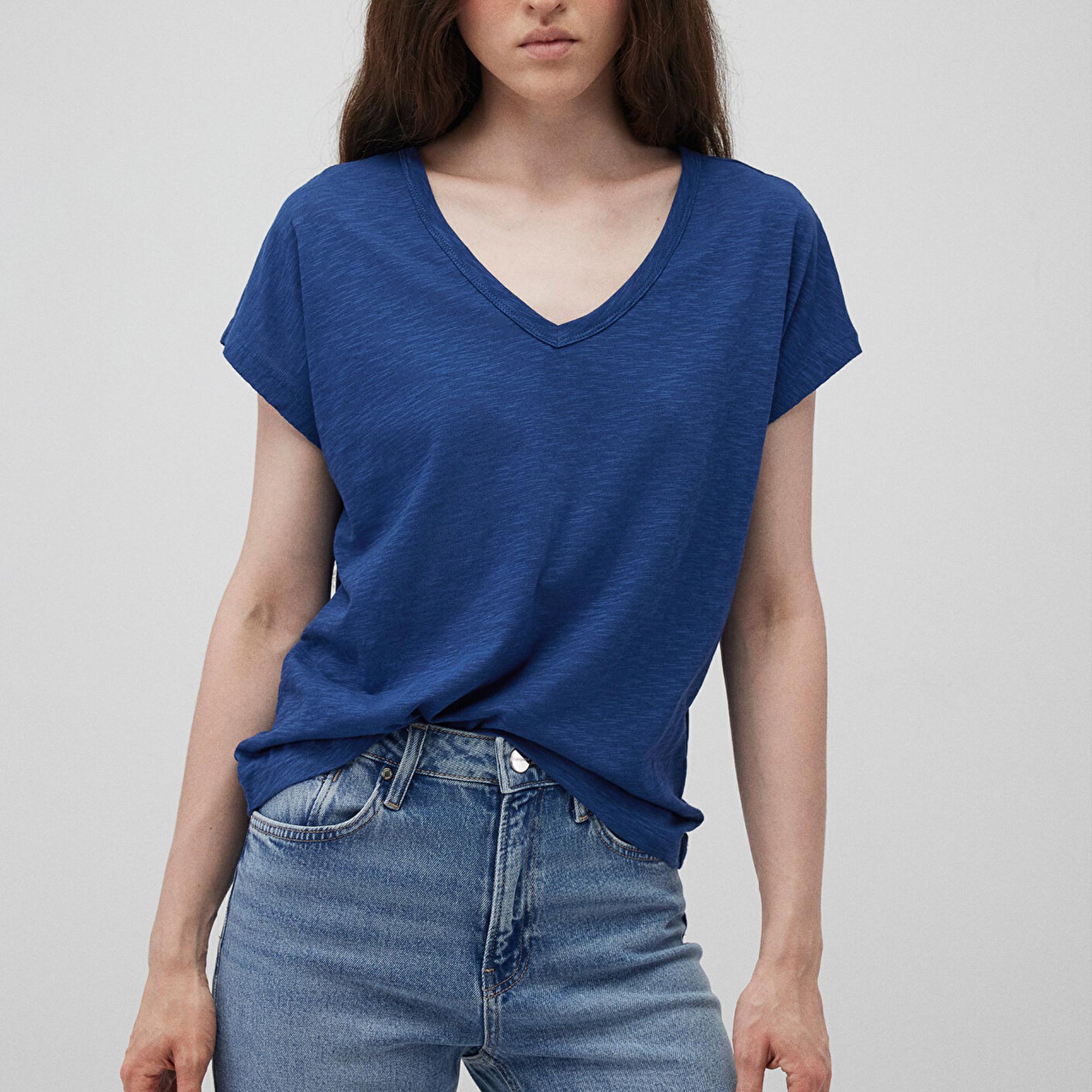 Mavi V Yaka Lacivert Basic Tişört Regular Fit / Normal Kesim 1612380-30808