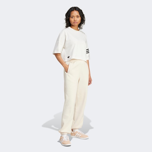  adidas Neuclassics Kadın Beyaz T-Shirt