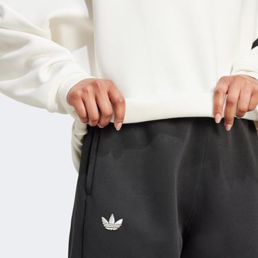  adidas Neuclassics Oversize Kadın Beyaz Sweatshirt