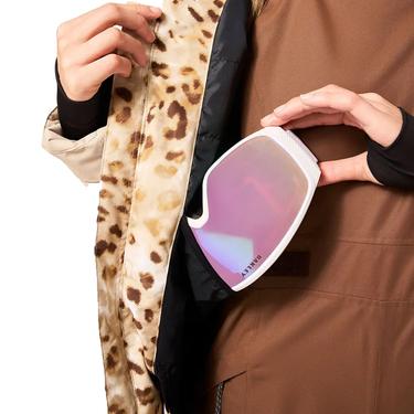  Oakley Tnp Tbt Insulated Kadın Snowboard Ceketi