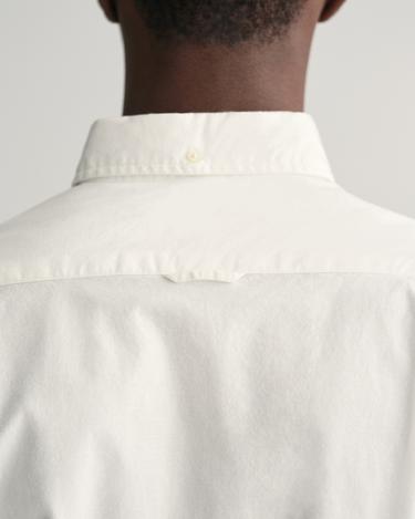  GANT Erkek Beyaz Slim Fit Düğmeli Yaka Gömlek