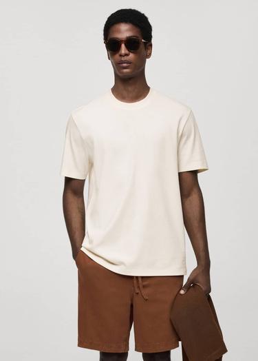  Mango Erkek Regular Fit %100 Pamuklu Tişört Ekru