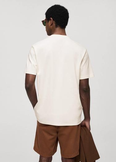  Mango Erkek Regular Fit %100 Pamuklu Tişört Ekru