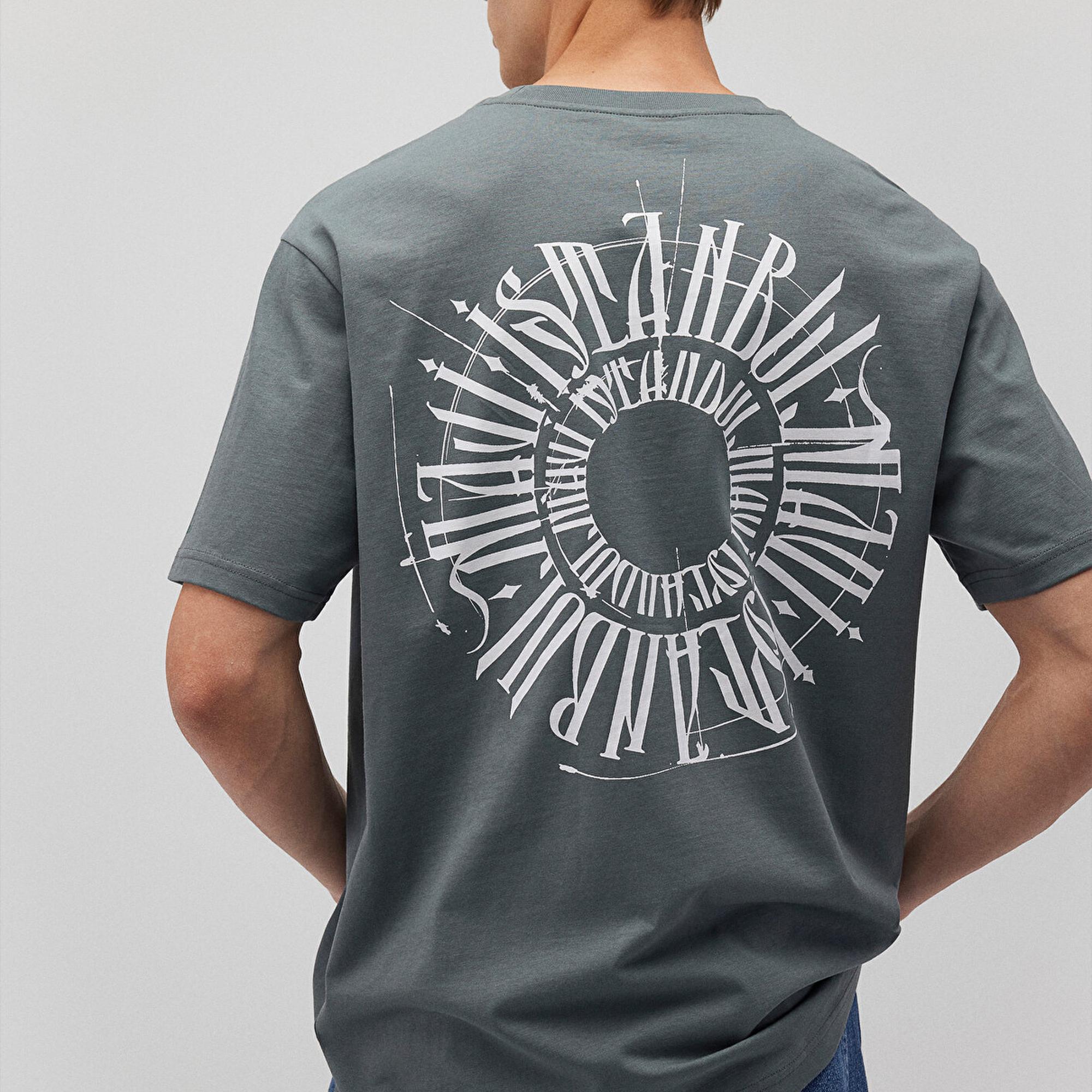 Mavi Sırt Baskılı İstanbul Tişört Loose Fit / Bol Rahat Kesim 0612449-71577