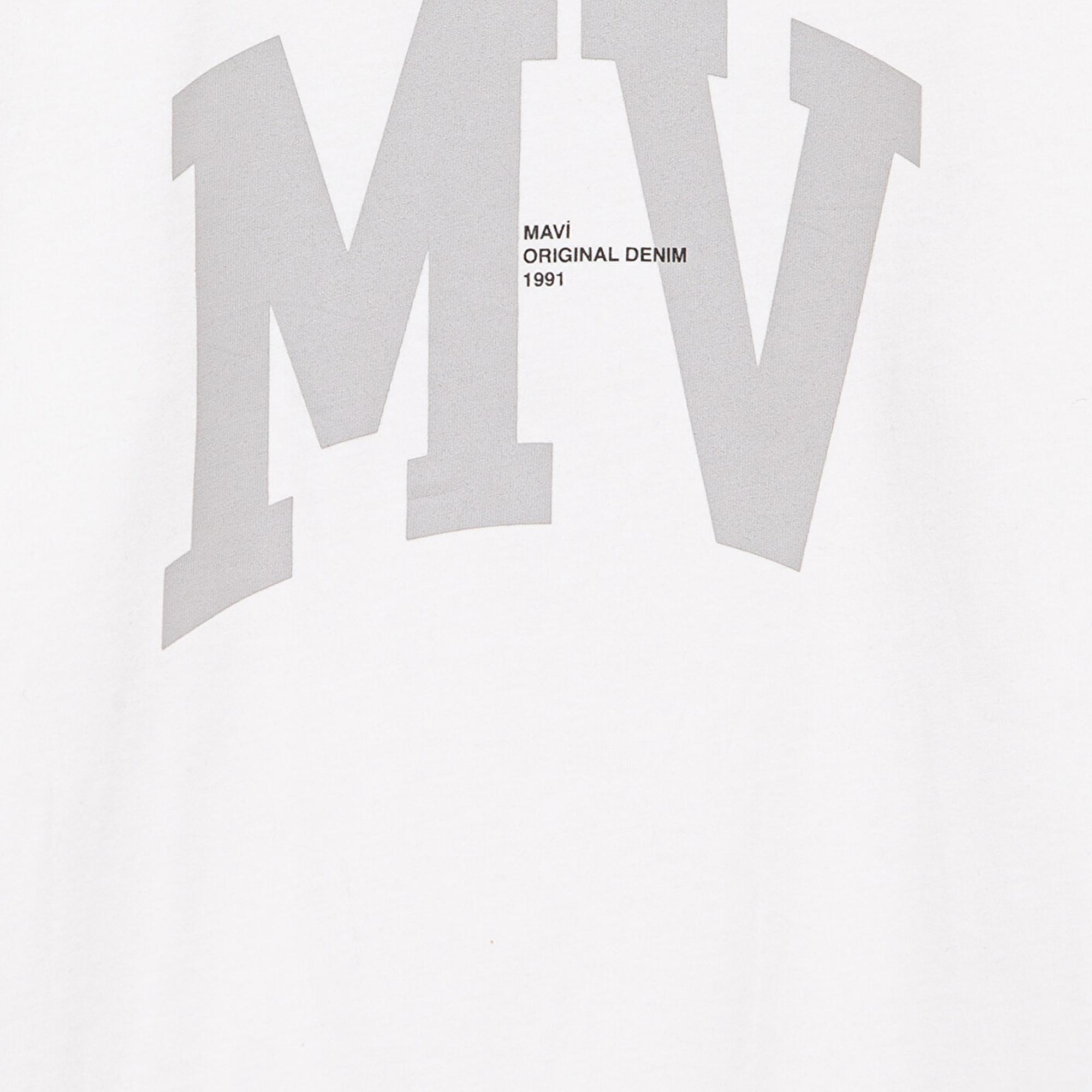 Çocuk Mavi MV Logo Baskılı Beyaz Tişört Loose Fit / Bol Rahat Kesim 6610213-70057