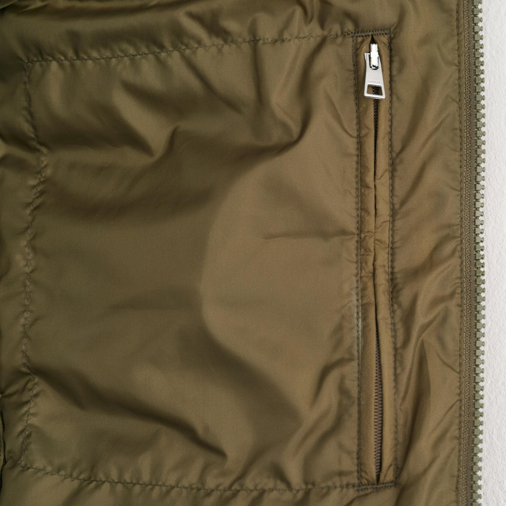 GANT Erkek Yeşil Dik Yaka Kapitone Yelek