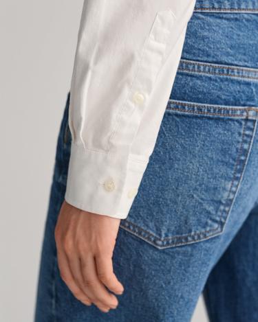  GANT Kadın Beyaz Slim Fit Klasik Yaka Oxford Gömlek