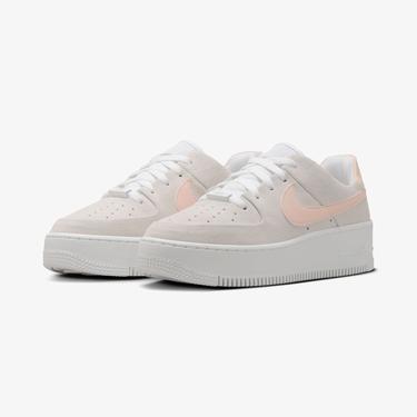  Nike Air Force 1 Sage Low Kadın Krem Rengi Spor Ayakkabı