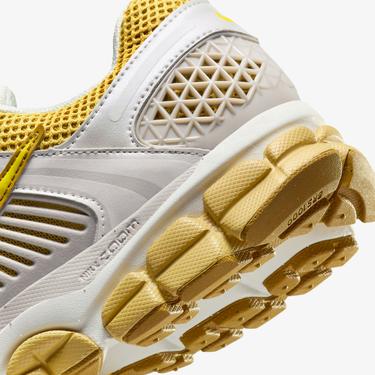  Nike Zoom Vomero 5 Kadın Sarı Spor Ayakkabı