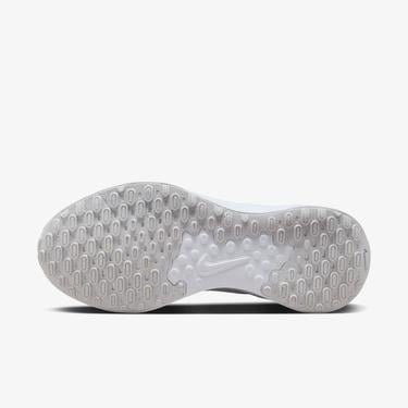  Nike Revolution 7 Kadın Beyaz Koşu Ayakkabısı