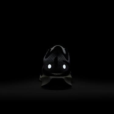  Nike Vomero 17 Kadın Beyaz Koşu Ayakkabısı