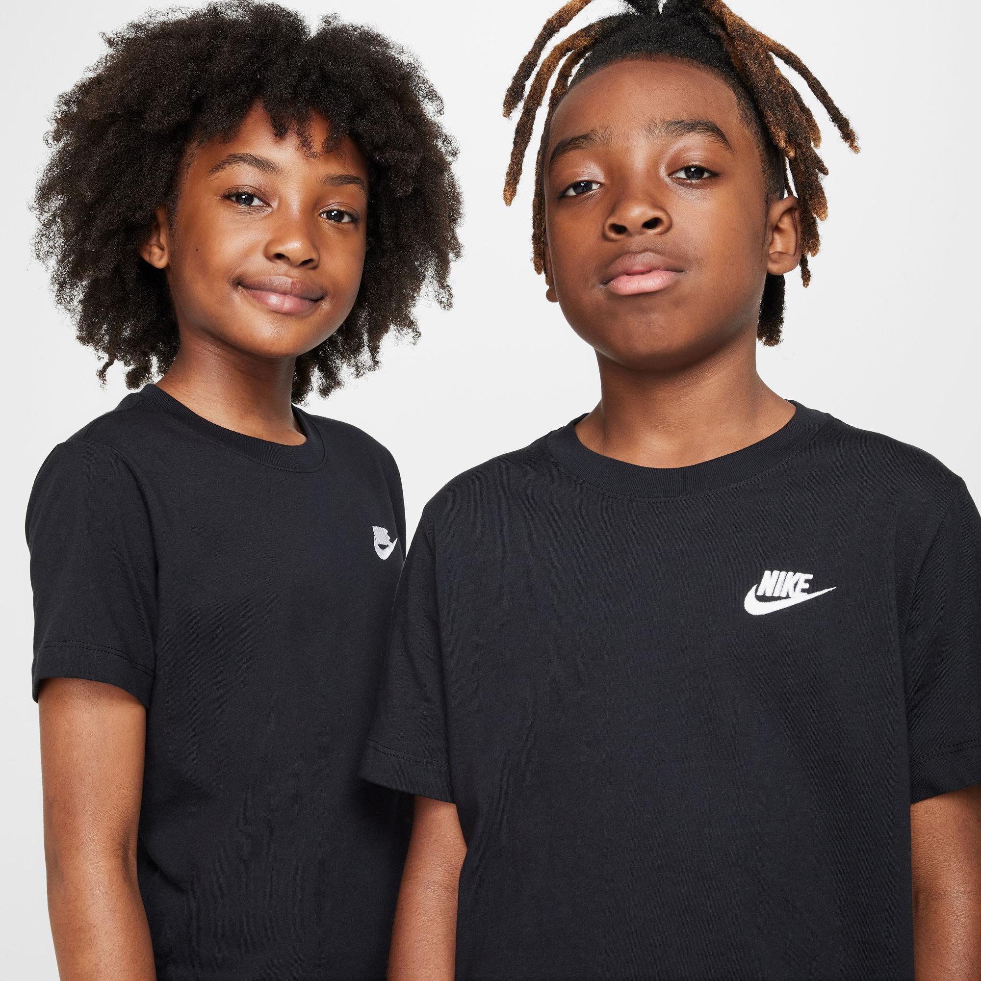 Nike Sportswear Futura Çocuk Siyah T-Shirt