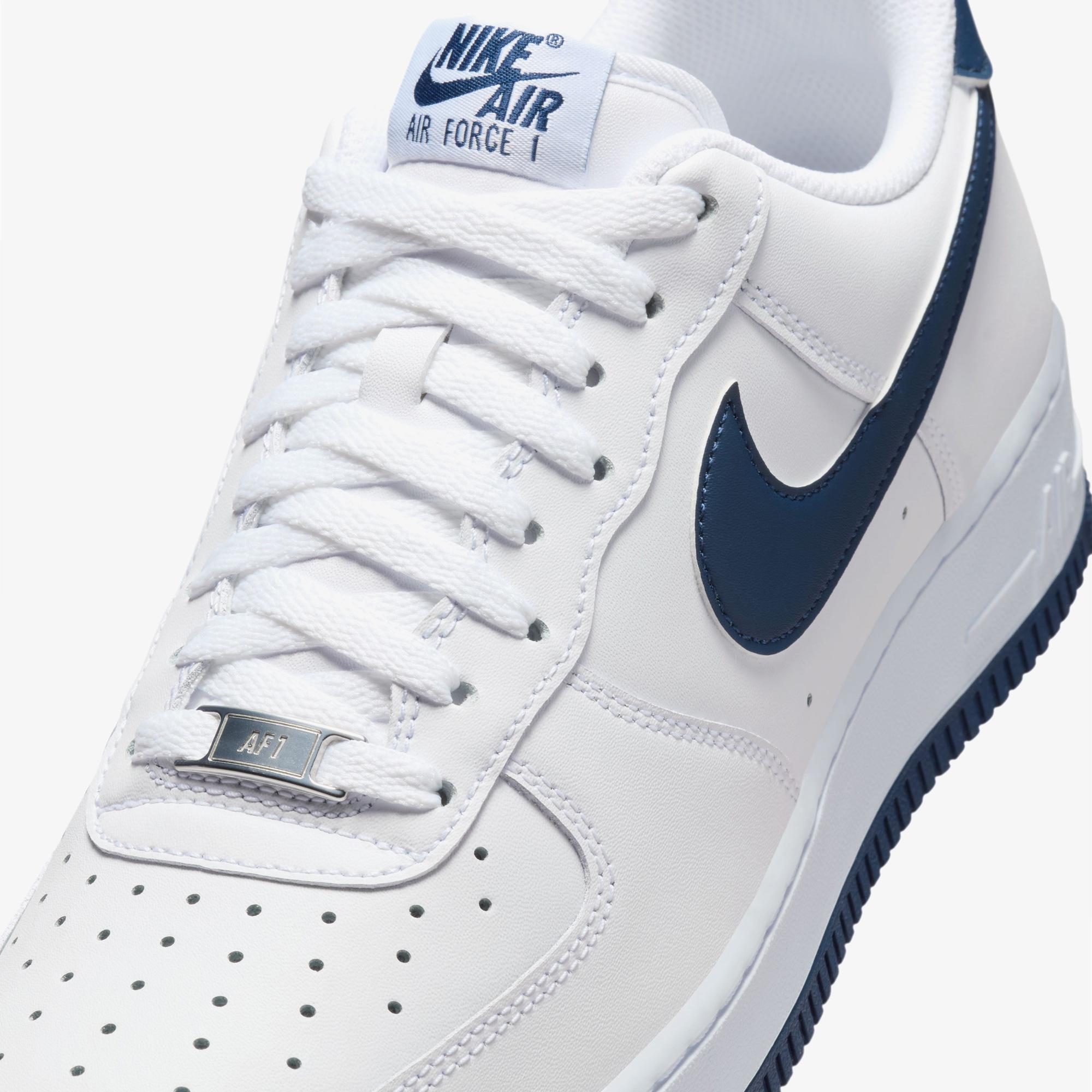 Nike Air Force 1 '07 Erkek Beyaz Spor Ayakkabı