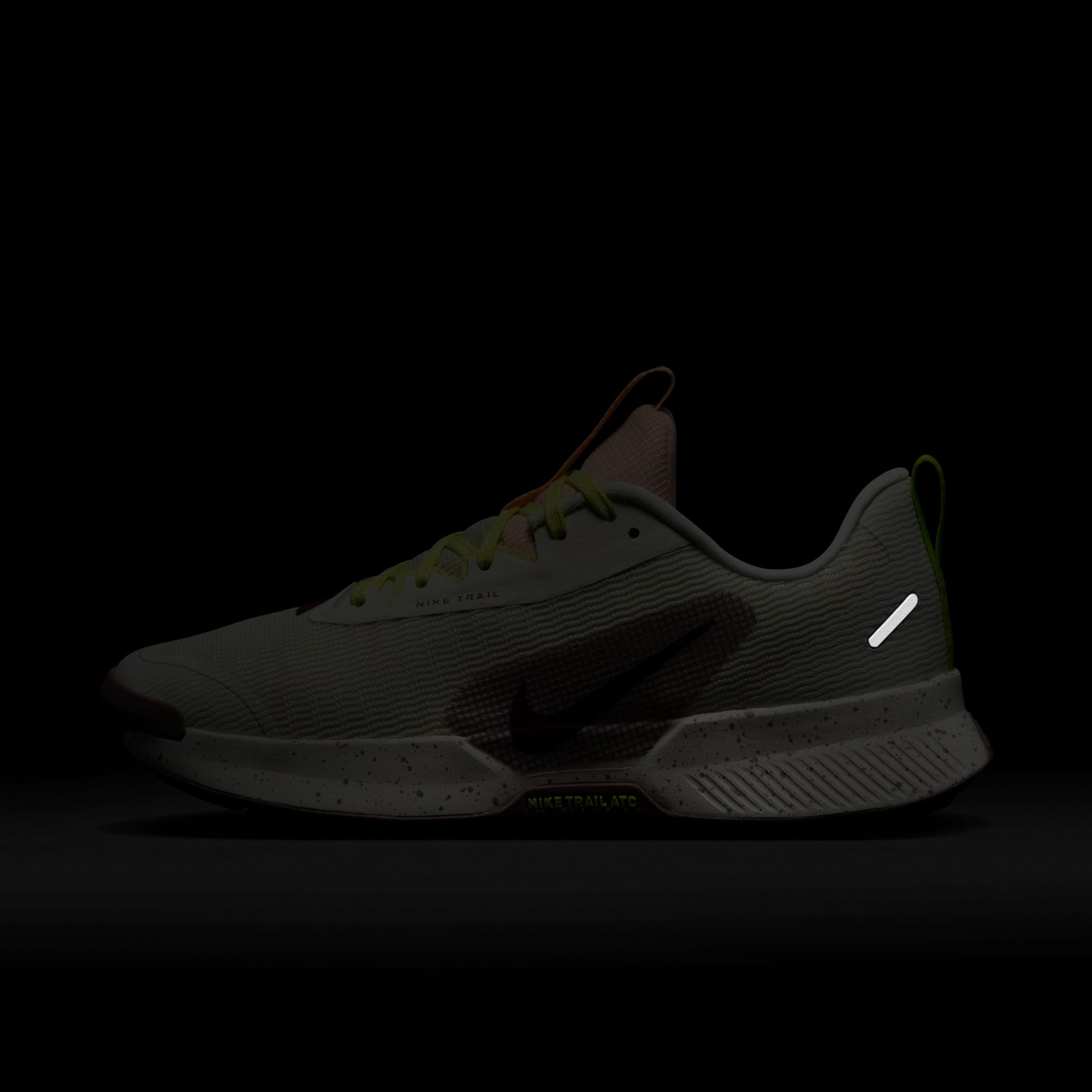 Nike Juniper Trail 3 Kadın Krem Rengi Koşu Ayakkabısı