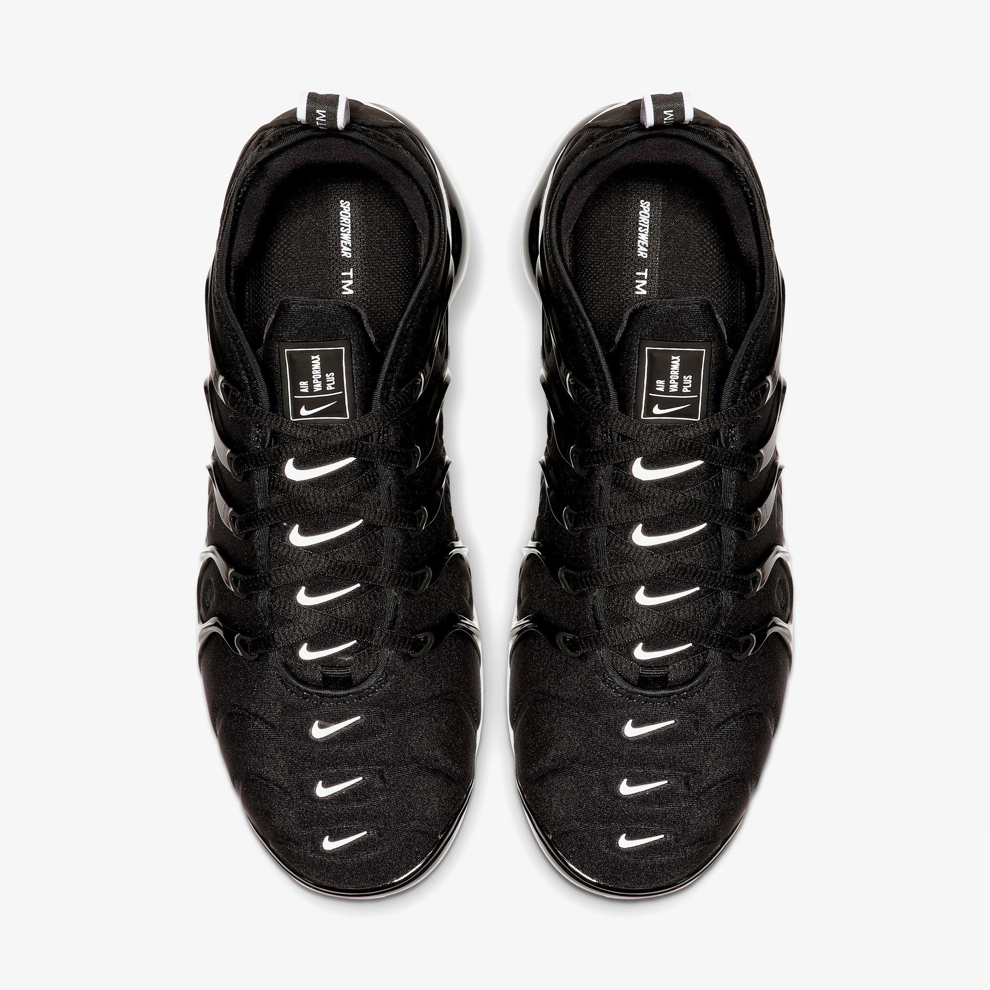 Nike Air VaporMax Plus Erkek Siyah Spor Ayakkabı