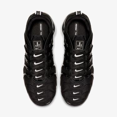  Nike Air VaporMax Plus Erkek Siyah Spor Ayakkabı