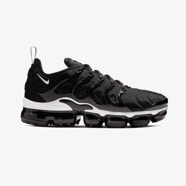  Nike Air VaporMax Plus Erkek Siyah Spor Ayakkabı