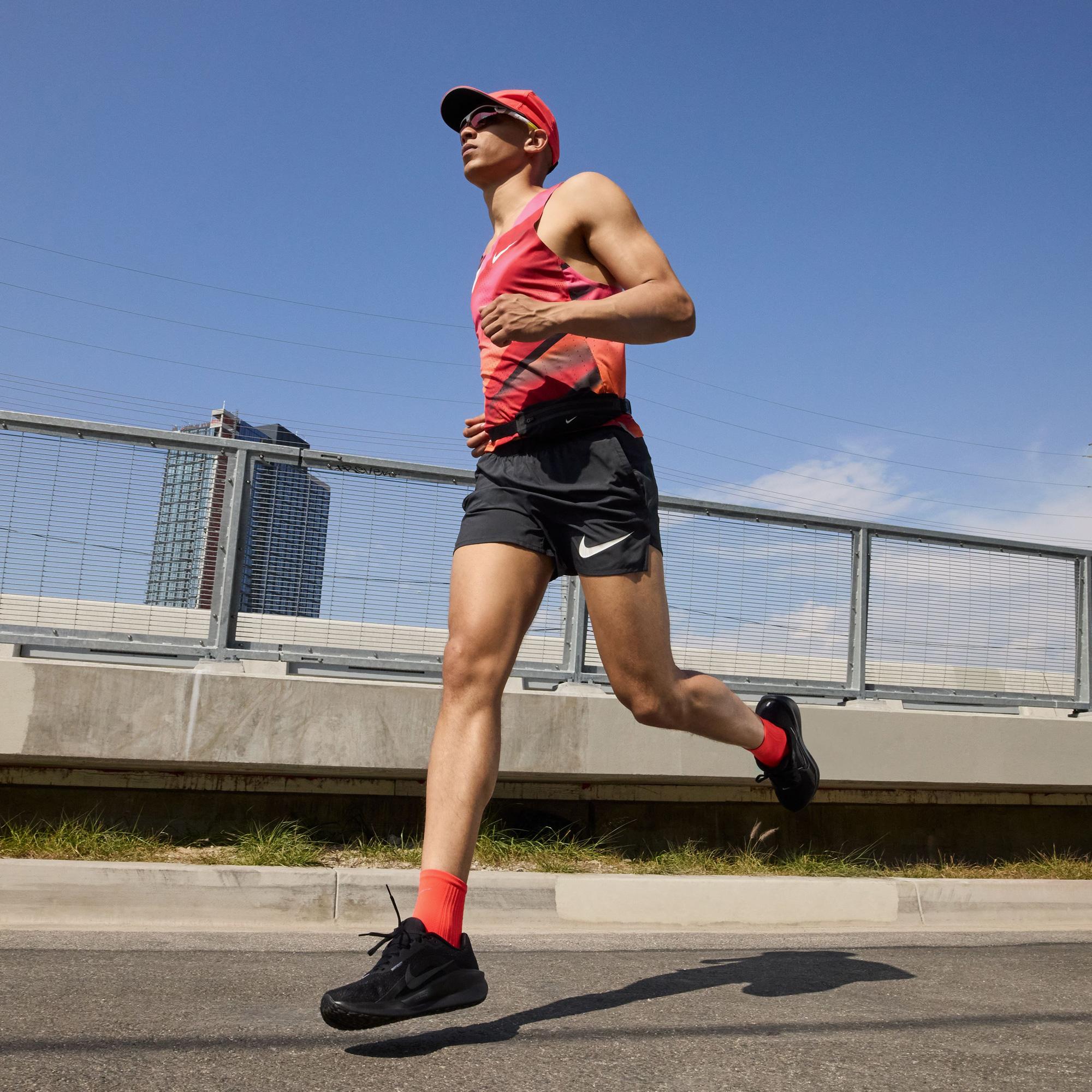 Nike Downshifter 13 Erkek Siyah Koşu Ayakkabısı