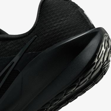  Nike Downshifter 13 Erkek Siyah Koşu Ayakkabısı