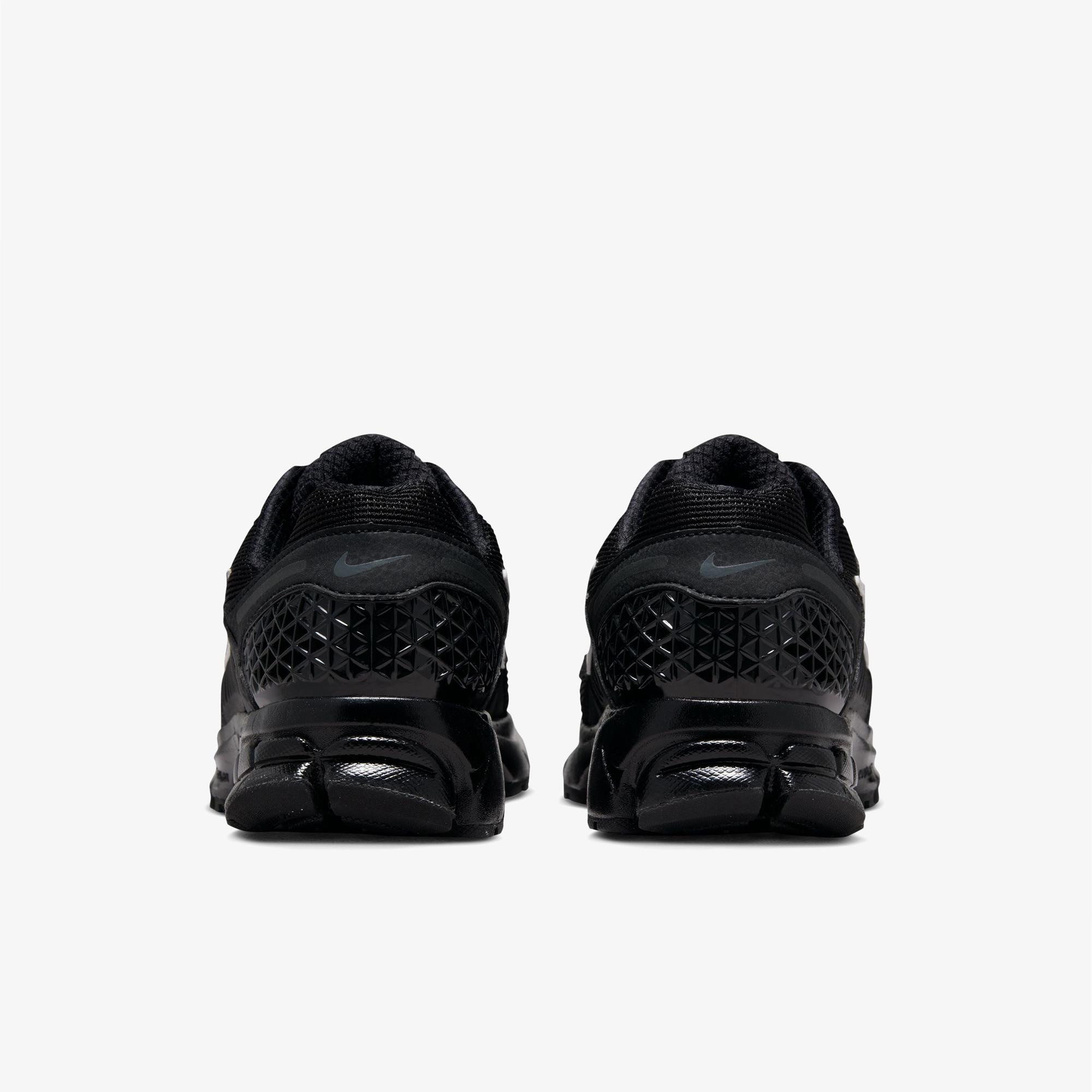 Nike Zoom Vomero 5 Kadın Siyah Spor Ayakkabı