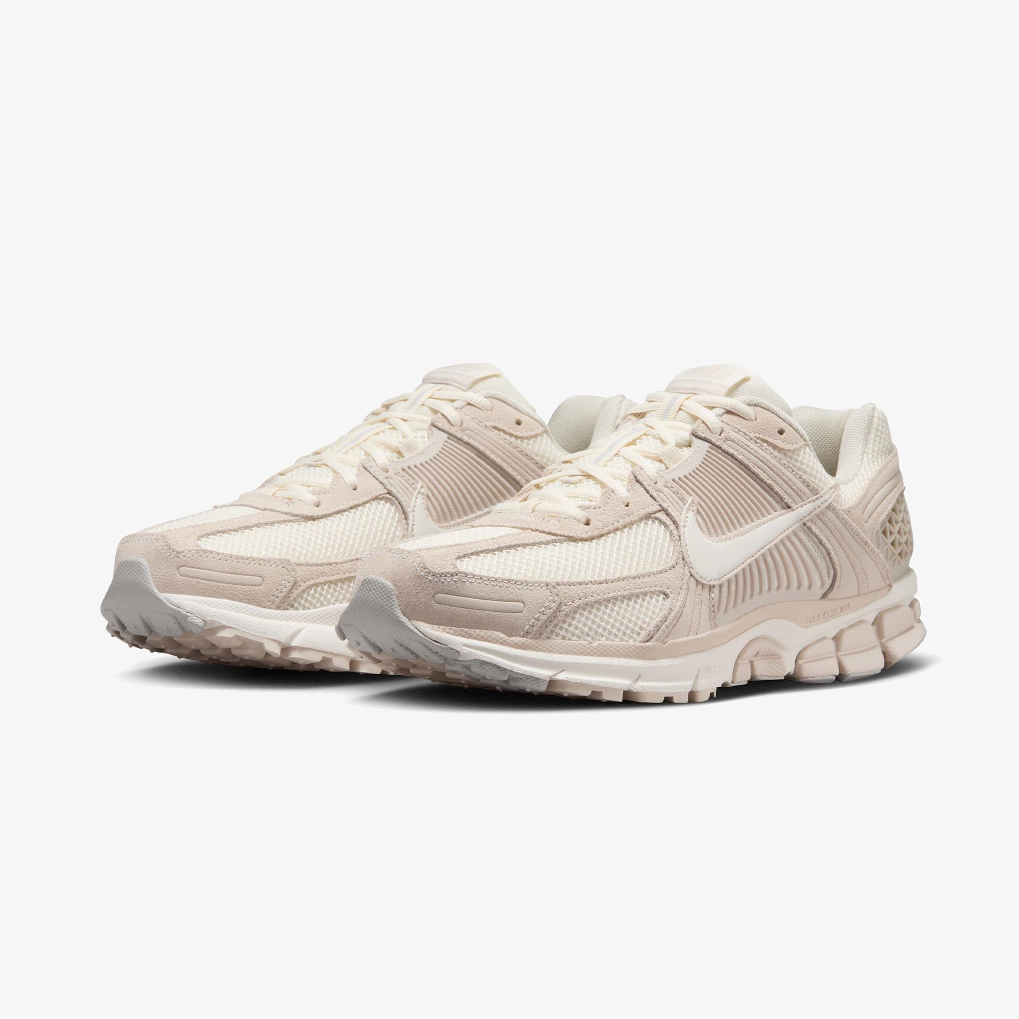 Nike Zoom Vomero 5 Erkek Bej Spor Ayakkabı