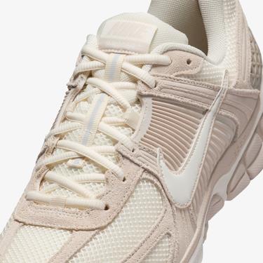  Nike Zoom Vomero 5 Erkek Bej Spor Ayakkabı