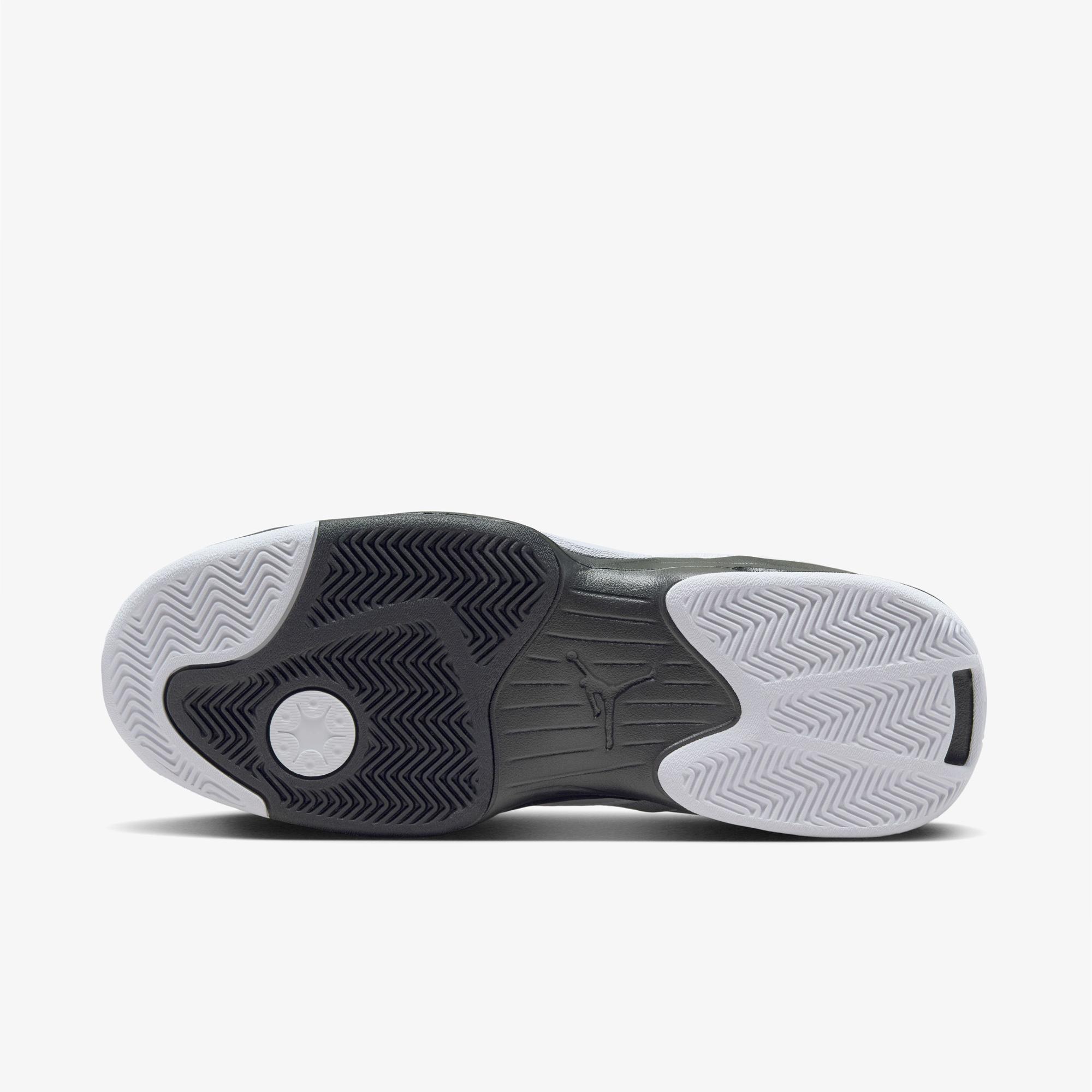 Jordan Max Aura 6 Erkek Beyaz Spor Ayakkabı