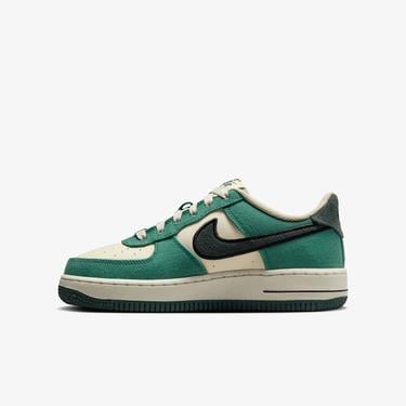  Nike Air Force 1 LV8 Genç Krem Rengi Spor Ayakkabı