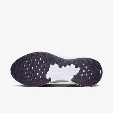  Nike Revolution 7 Kadın Beyaz Koşu Ayakkabısı