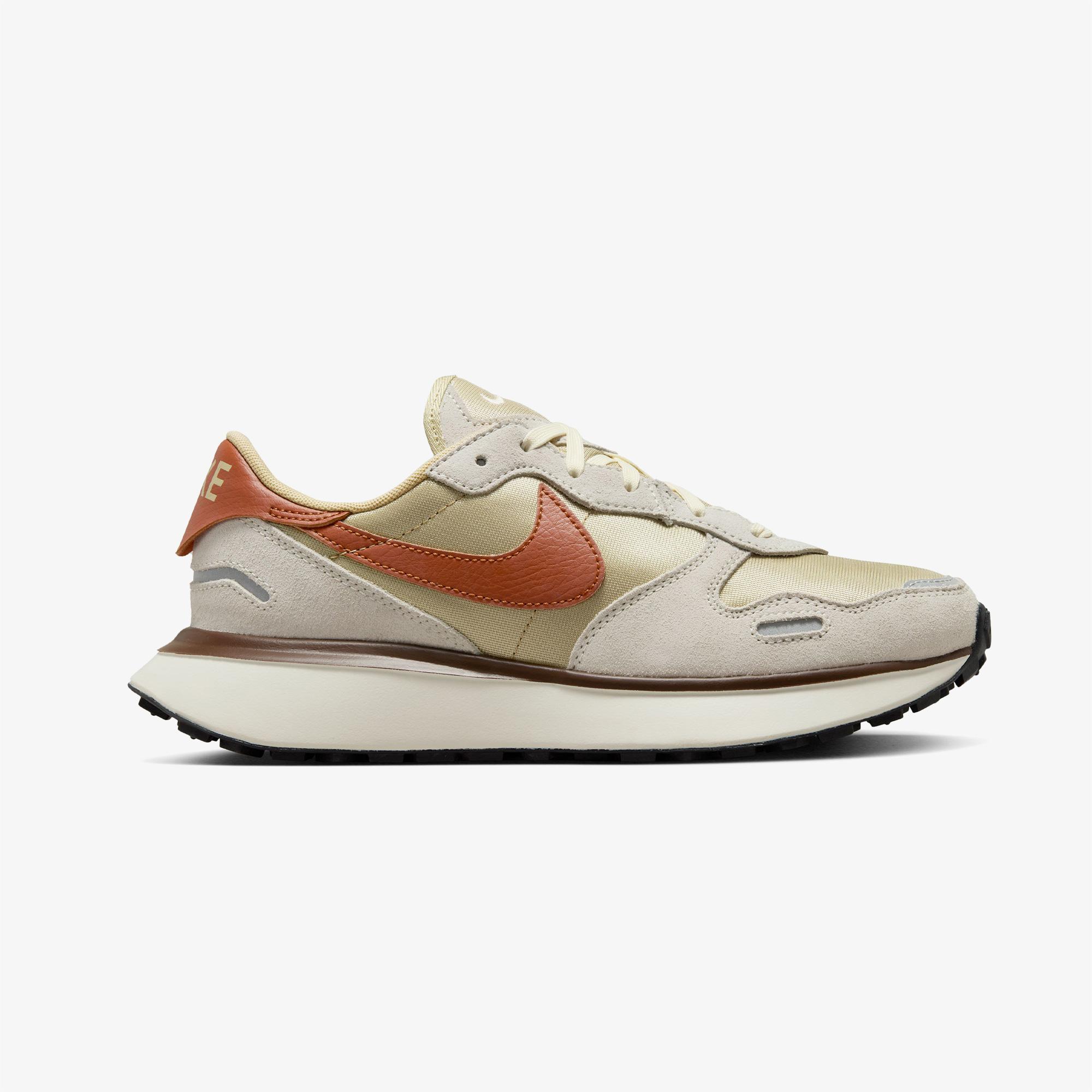 Nike Phoenix Waffle Kadın Sarı Spor Ayakkabı