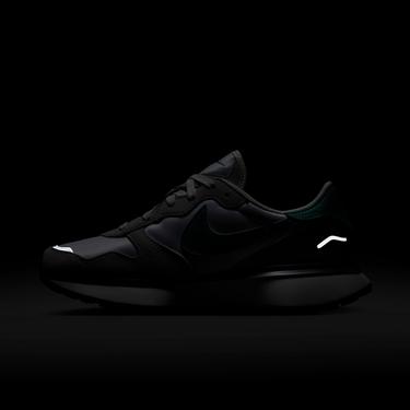  Nike Phoenix Waffle Kadın Beyaz Spor Ayakkabı