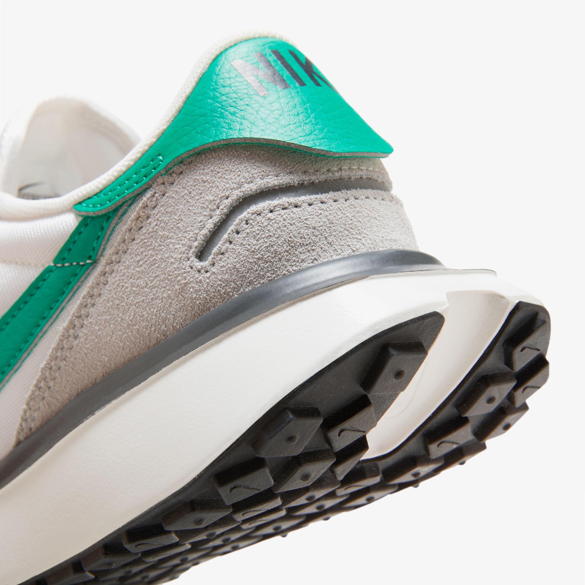 Nike Phoenix Waffle Kadın Beyaz Spor Ayakkabı