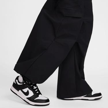  Nike Sportswear Woven High Rise Kadın Siyah Eşofman Altı