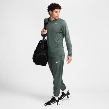 Nike Dri-Fit Legend Erkek Yeşil Uzun Kollu T-Shirt