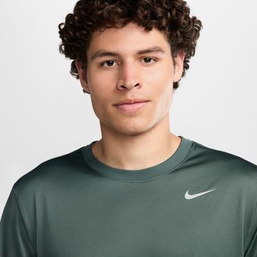  Nike Dri-Fit Legend Erkek Yeşil Uzun Kollu T-Shirt