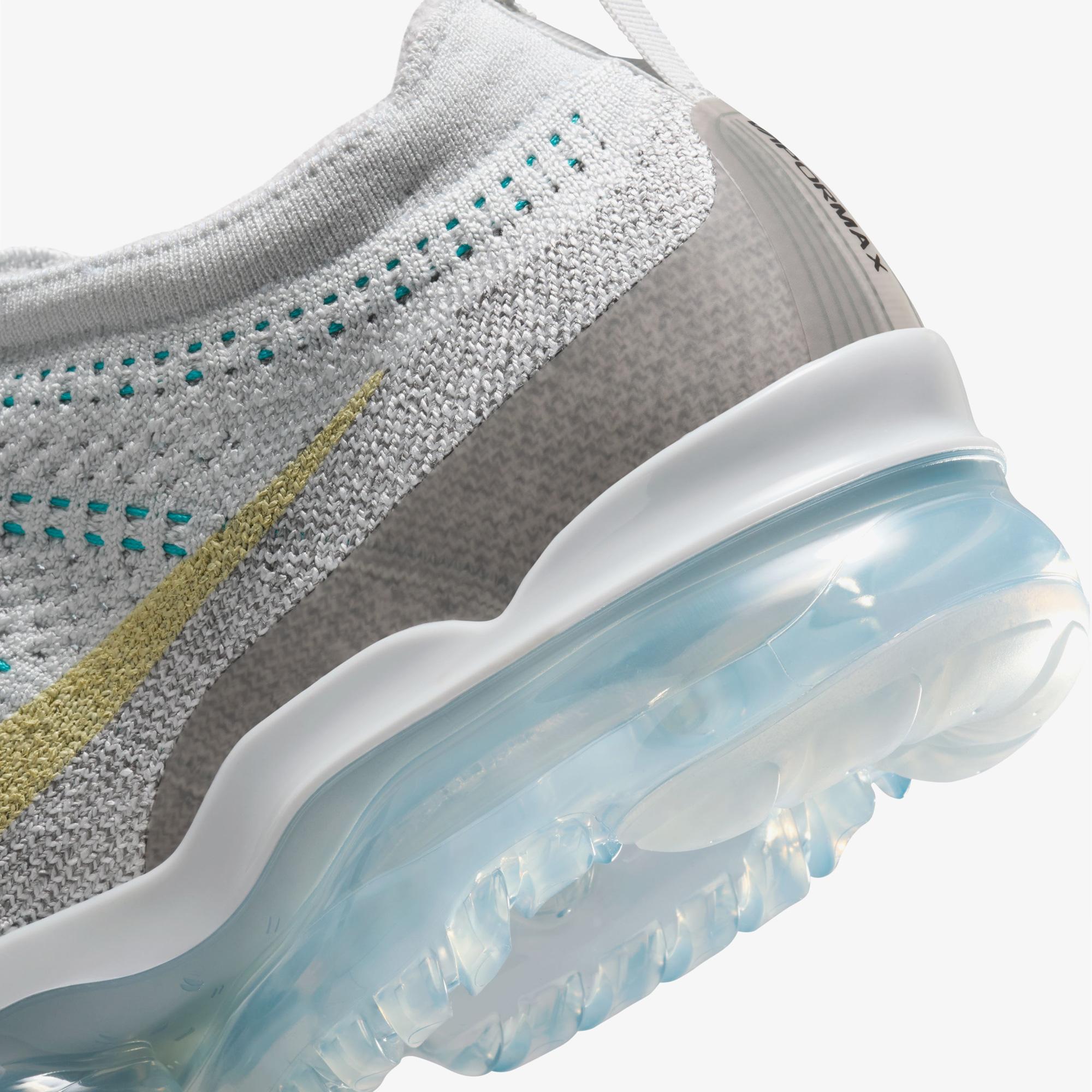 Nike Air VaporMax 2023 Flyknit Erkek Gri Spor Ayakkabı