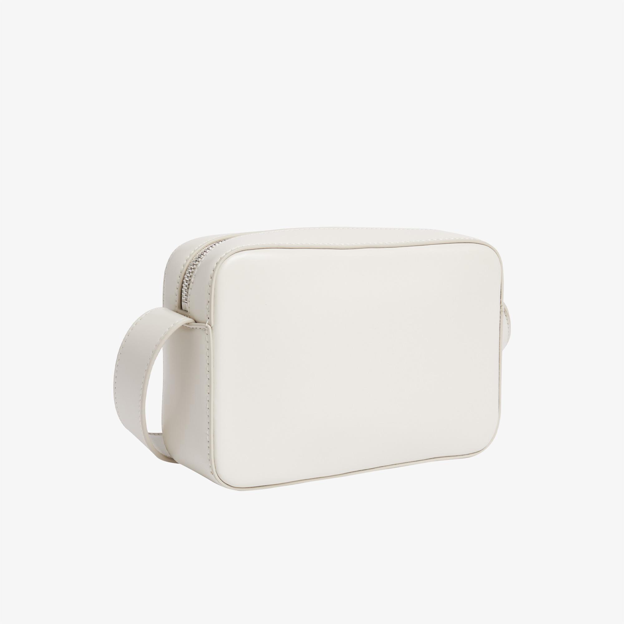 Calvin Klein Embossed Logo Kadın Bej Çapraz Çanta