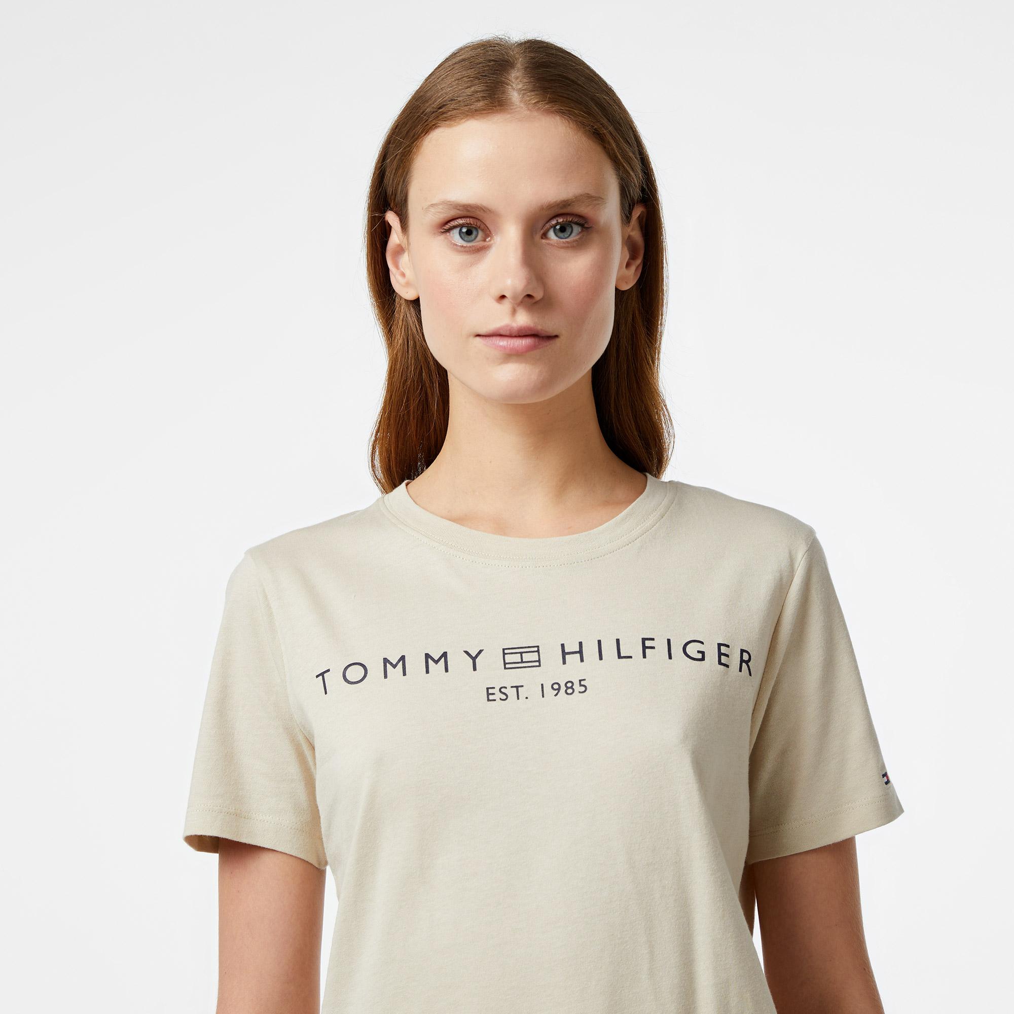 Tommy Hilfiger Corp Logo Kadın Bej T-Shirt