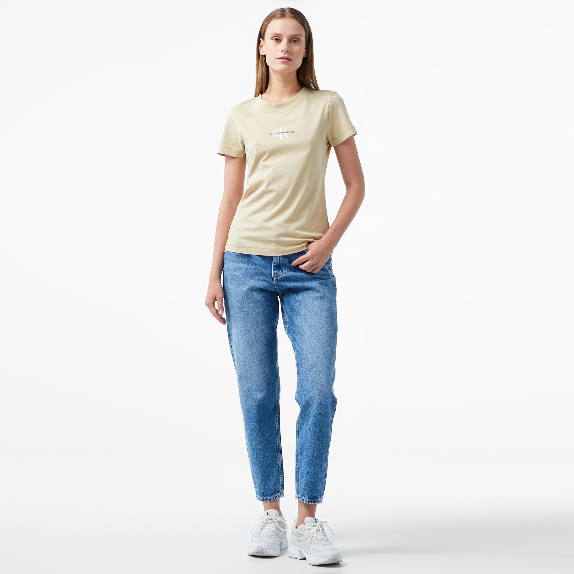 Calvin Klein Jeans Monologo Slim Kadın Haki T-Shirt