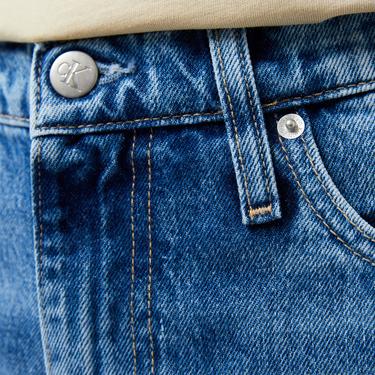  Calvin Klein Jeans Mom Kadın Mavi Jean