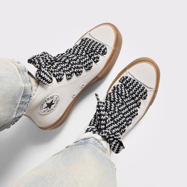  Converse Chuck Taylor All Star Lift Kadın Krem Süet Platform Sneaker