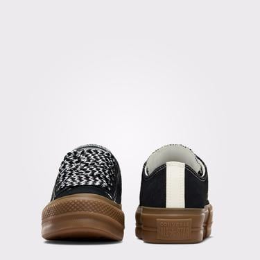  Converse Chuck Taylor All Star Lift Kadın Siyah Süet Platform Sneaker