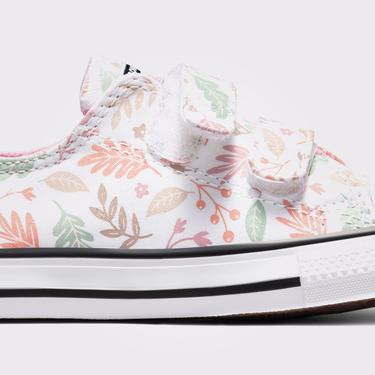  Converse Chuck Taylor All Star 2V Çocuk Beyaz Sneaker