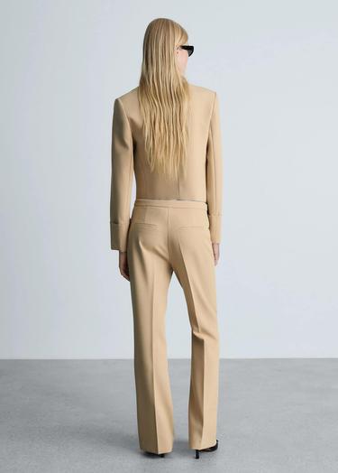  Mango Kadın Düğmeli Kalıplı Ceket Kahverengi