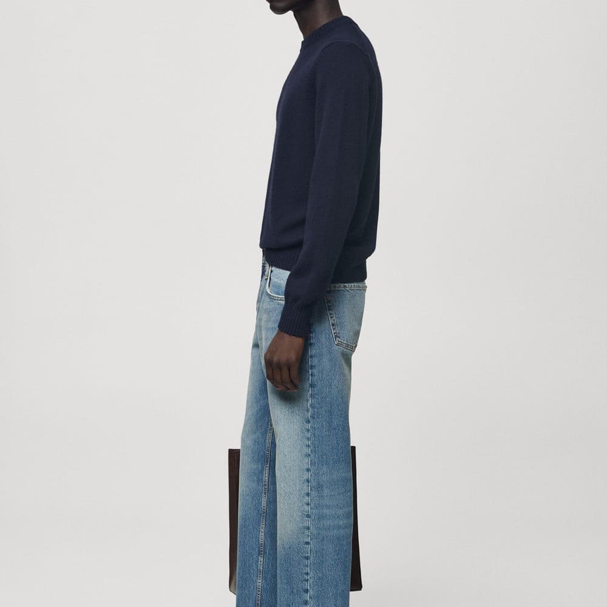 Mango Erkek Yırtık Açık Yıkama Düz Kesim Jean Orta Vintage Mavi