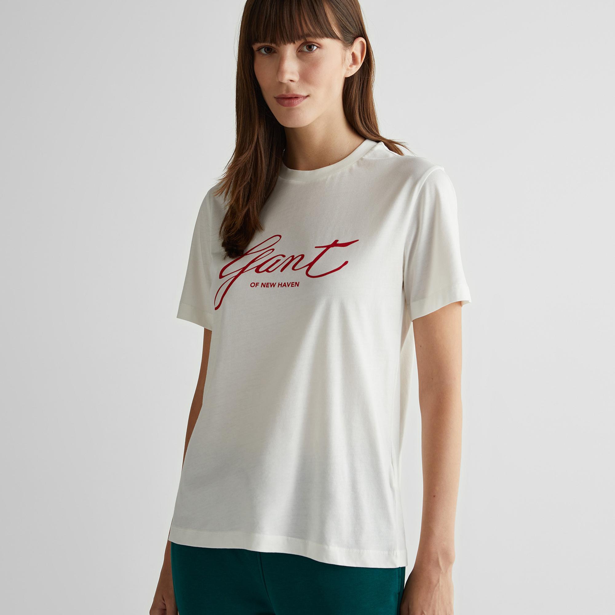 GANT Kadın Krem Regular Fit Bisiklet Yaka Logolu T-Shirt