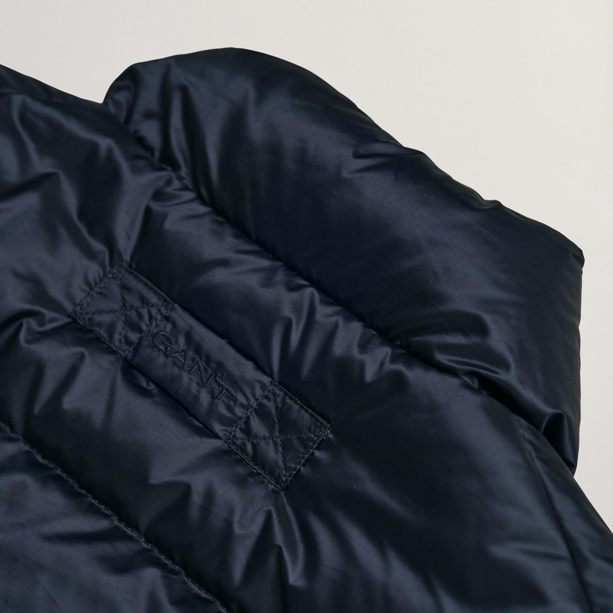 GANT Erkek Lacivert Dik Yaka Mont