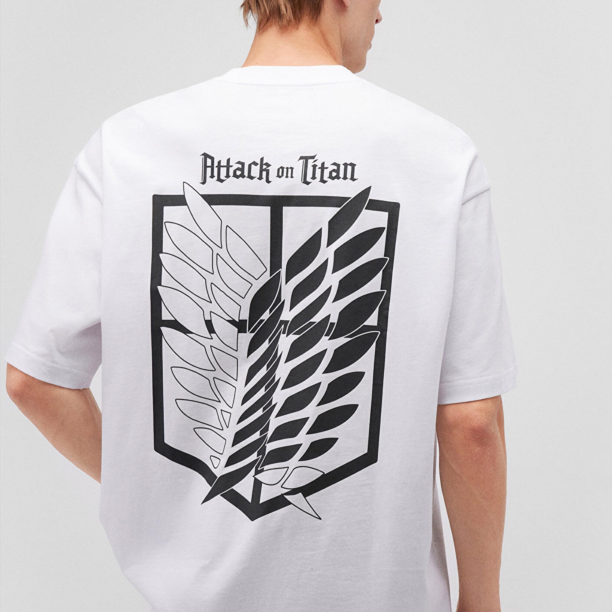 Mavi Attack On Titan Baskılı Beyaz Tişört Oversize / Geniş Kesim 0612439-620