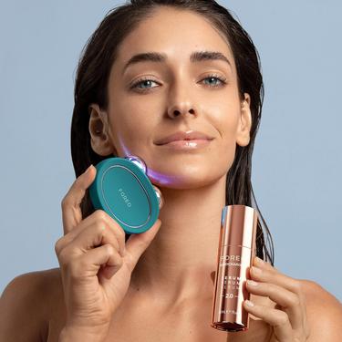  FOREO BEAR 2 Akıllı Microcurrent Yüz Sıkılaştırma Cihazı, Evergreen
